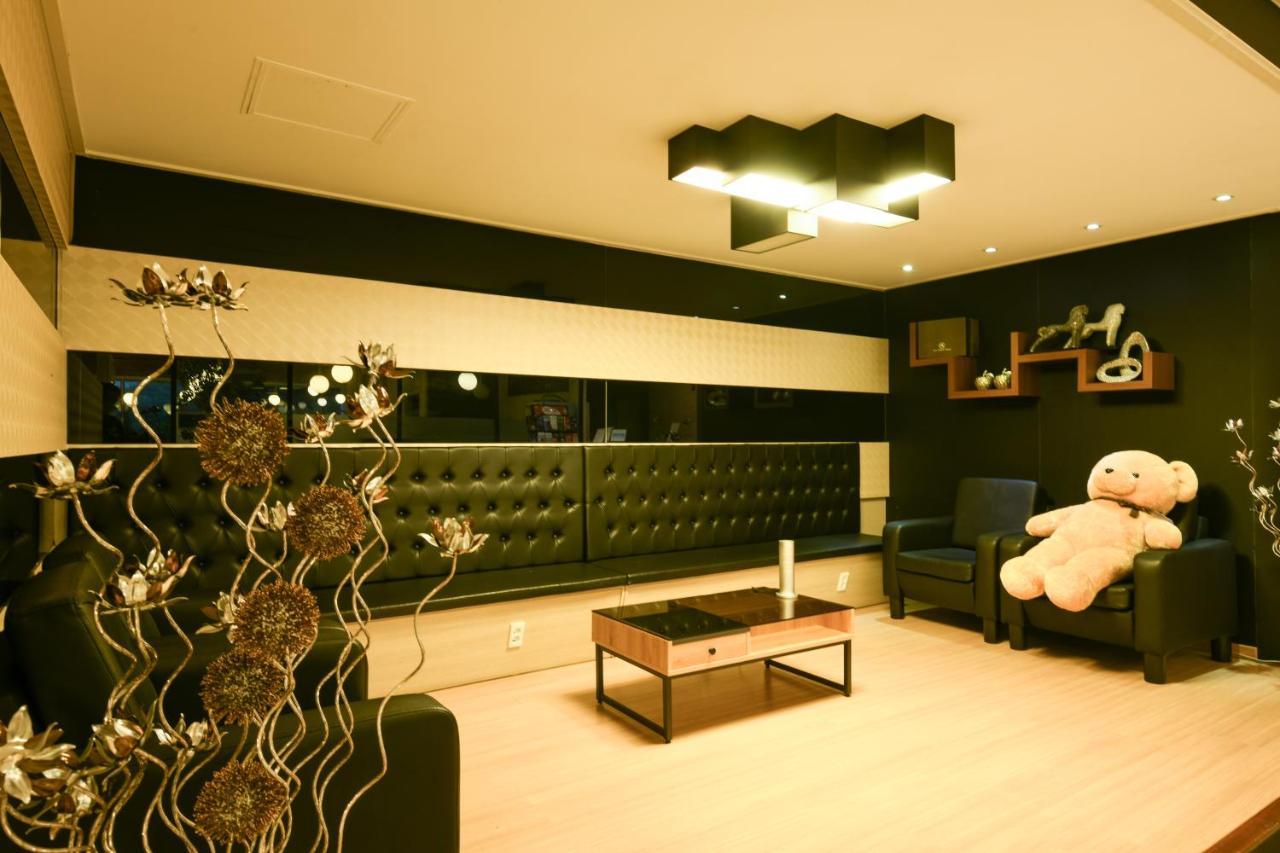 Jeju Airport Hotel Exterior photo