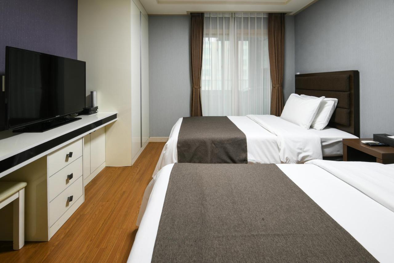 Jeju Airport Hotel Exterior photo