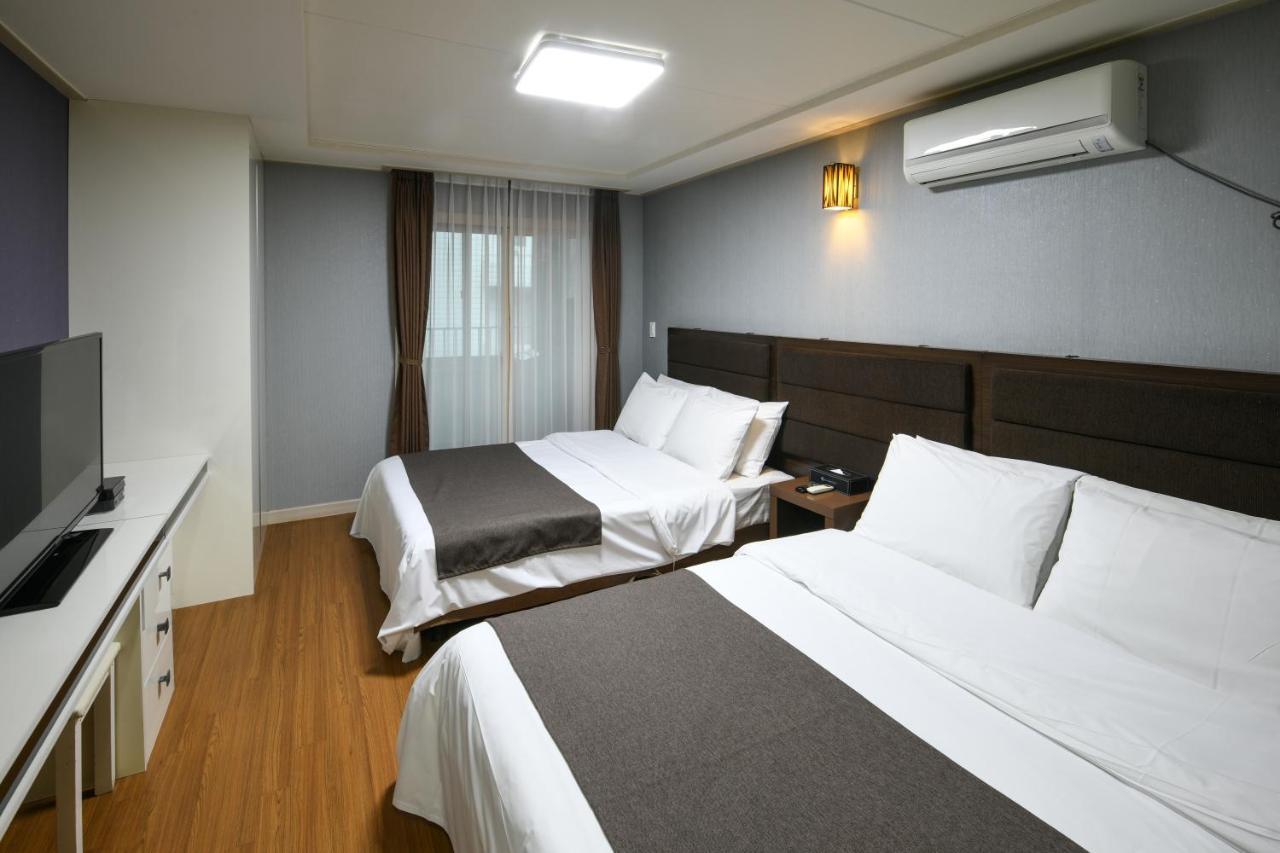 Jeju Airport Hotel Exterior photo
