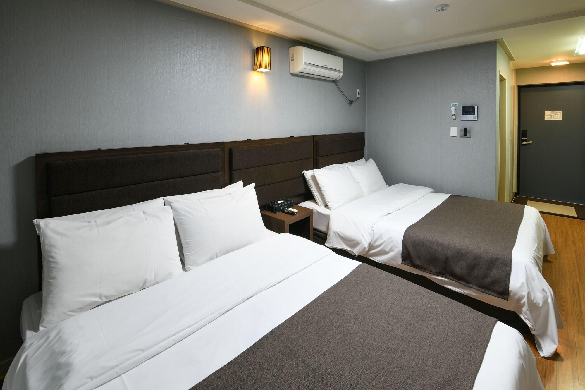 Jeju Airport Hotel Exterior photo