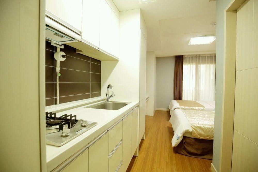 Jeju Airport Hotel Exterior photo
