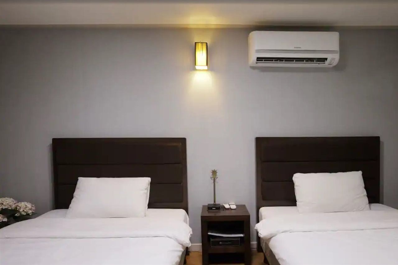 Jeju Airport Hotel Exterior photo